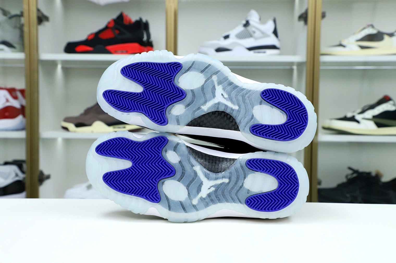 11 NIKE JORDAN AIR 0213